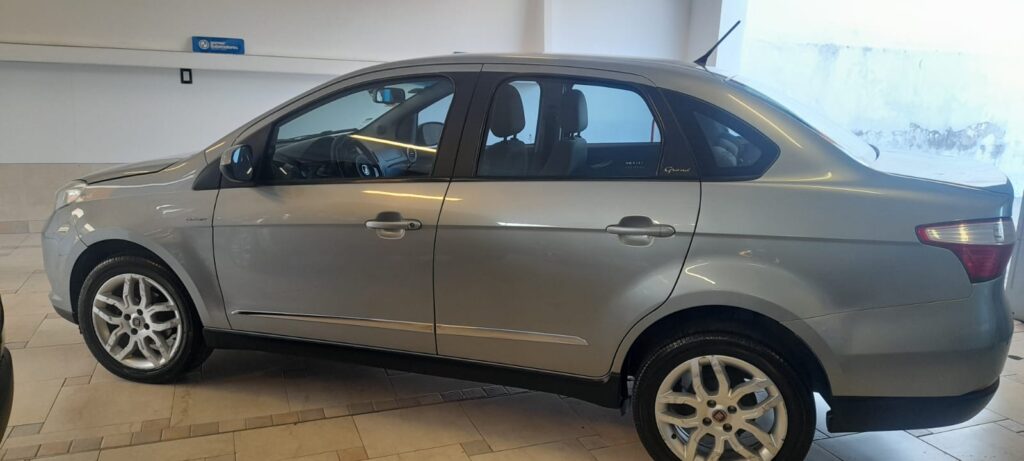 FIAT GRAND SIENA ESSENCE