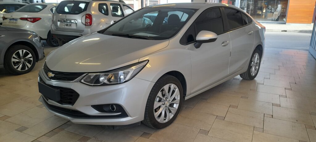 CHEVROLET CRUZE II LT