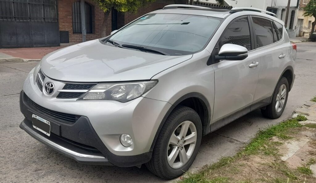 TOYOTA RAV4