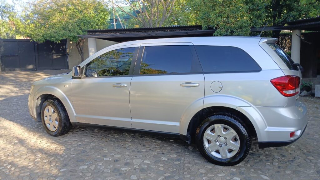 DODGE JOURNEY SE
