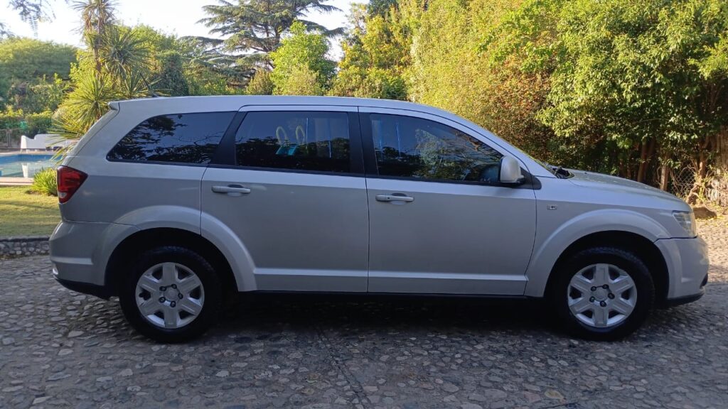 DODGE JOURNEY SE