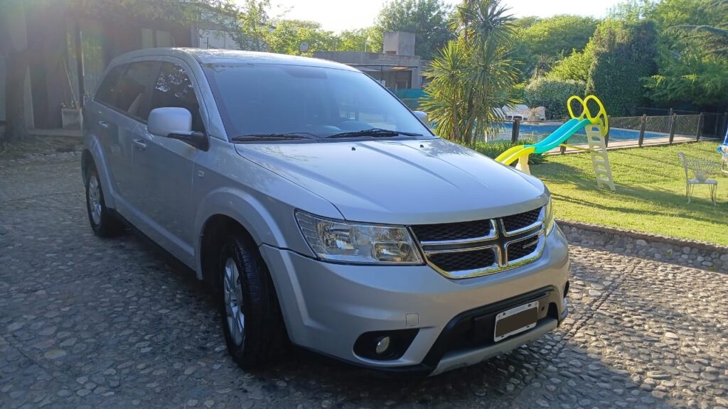 DODGE JOURNEY SE