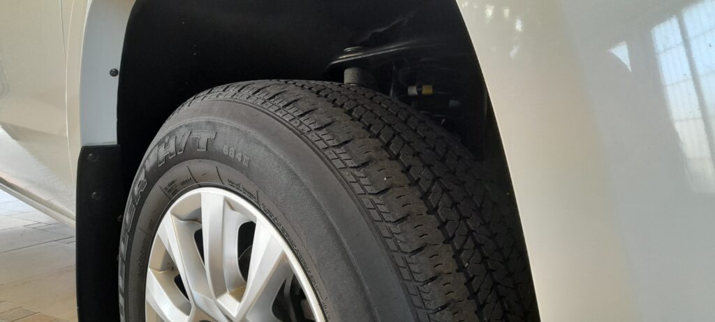 VOLKSWAGEN AMAROK CONFORTLINE 180 HP