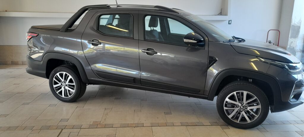 FIAT STRADA VOLCANO CVT