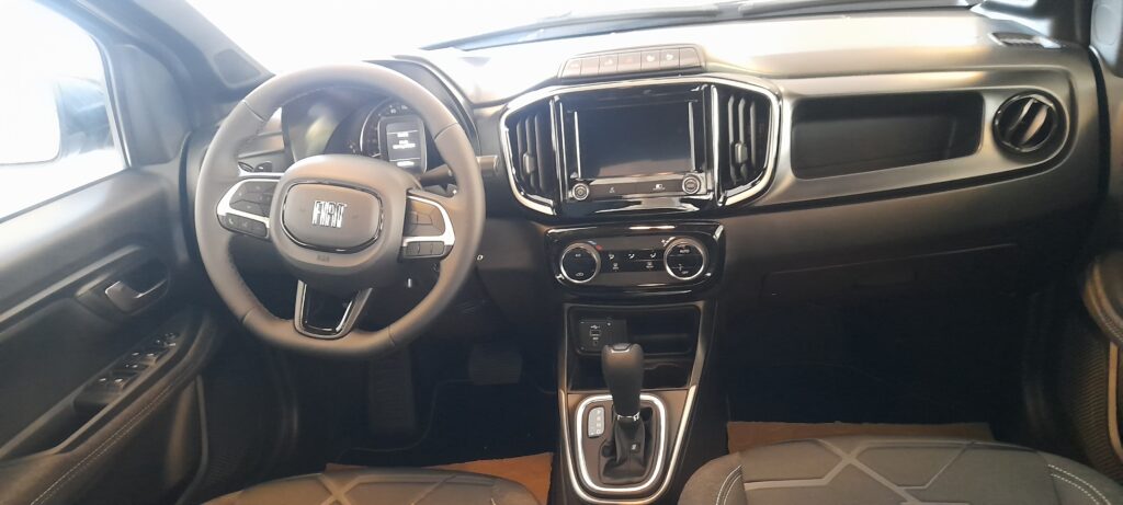 FIAT STRADA VOLCANO CVT