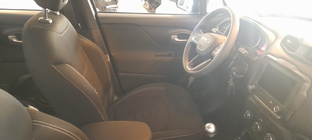 JEEP RENEGADE SPORT MT