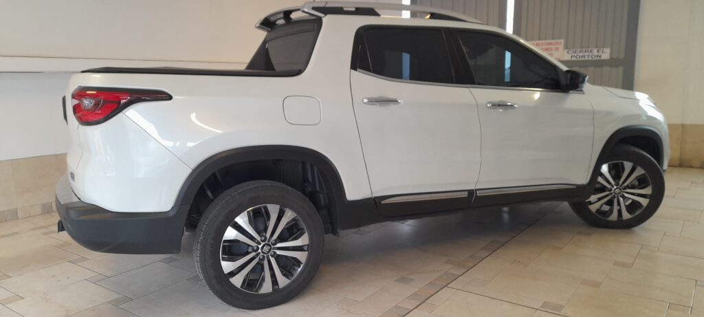 FIAT TORO VOLCANO