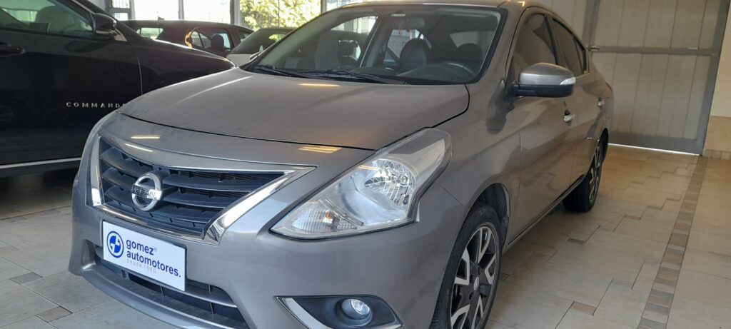 NISSAN VERSA
