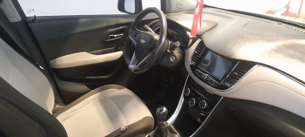 CHEVROLET TRACKER LTZ
