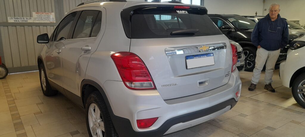 CHEVROLET TRACKER LTZ
