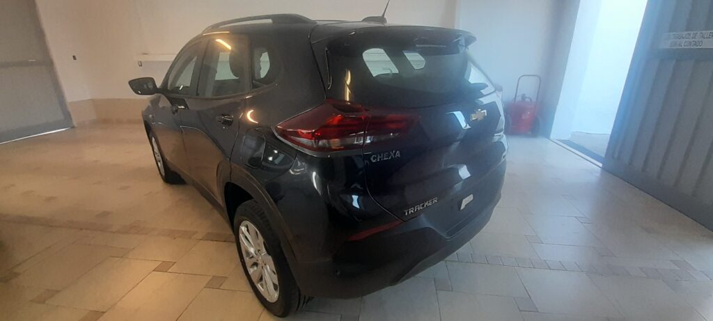 CHEVROLET TRACKER LTZ
