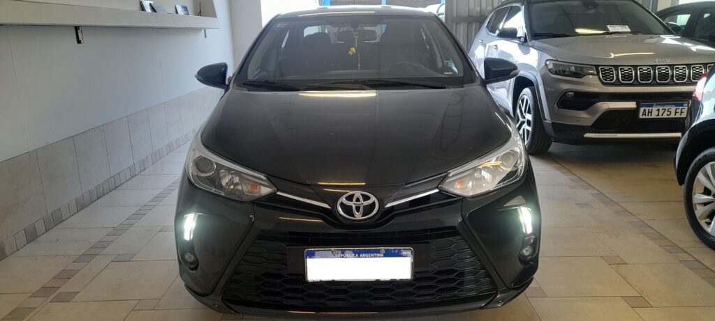 YOTOTA YARIS XLS CVT