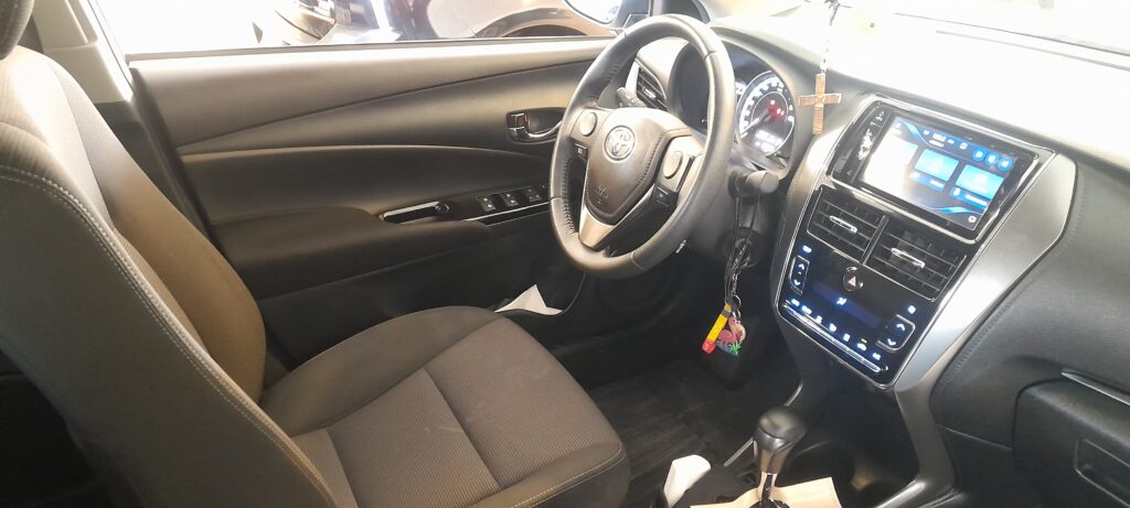 YOTOTA YARIS XLS CVT