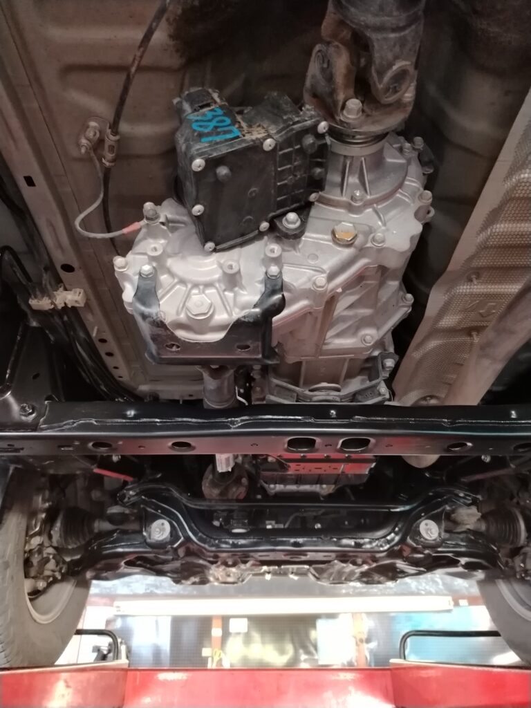 TOYOTA HILUX SRX