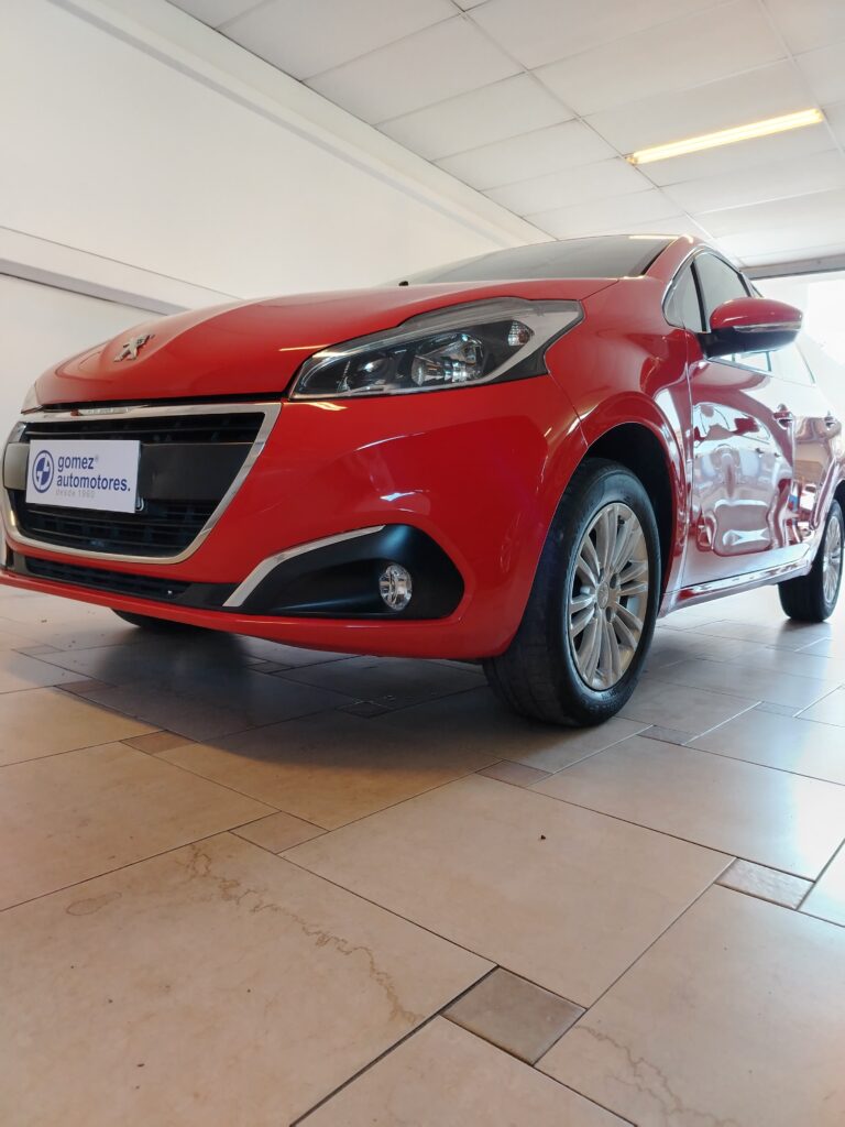 PEUGEOT 208 ALLURE