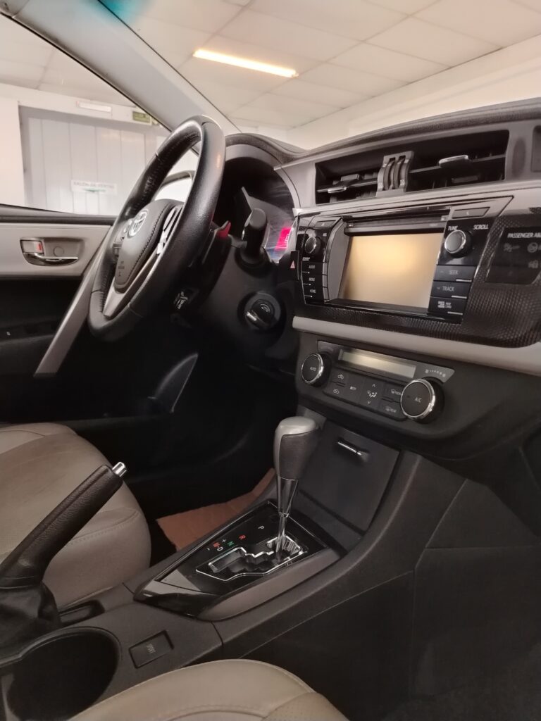 TOYOTA COROLLA XEI PACK CVT