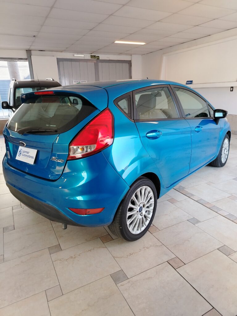 FORD FIESTA SE POWERSHIFT