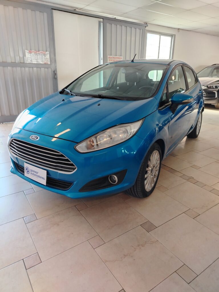 FORD FIESTA SE POWERSHIFT