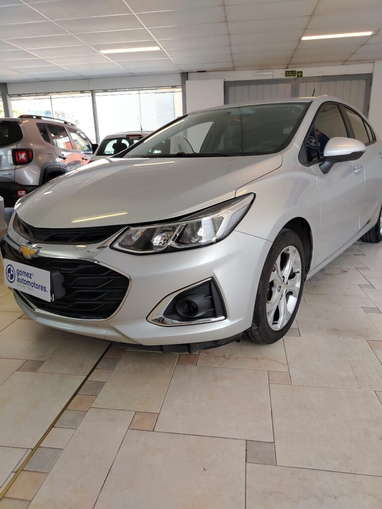 CHEVROLET CRUZE LT AT
