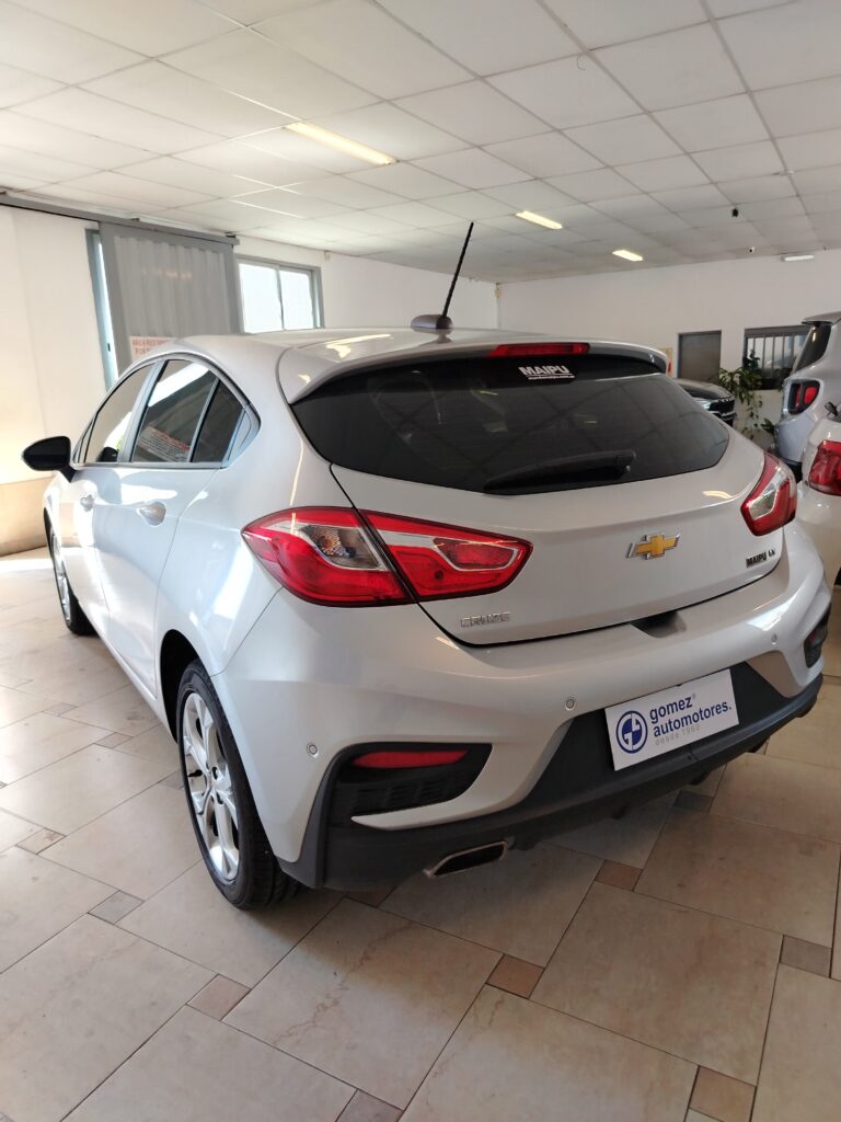 CHEVROLET CRUZE LT AT