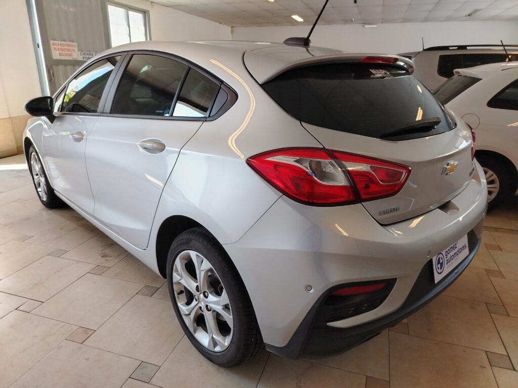 CHEVROLET CRUZE LT AT