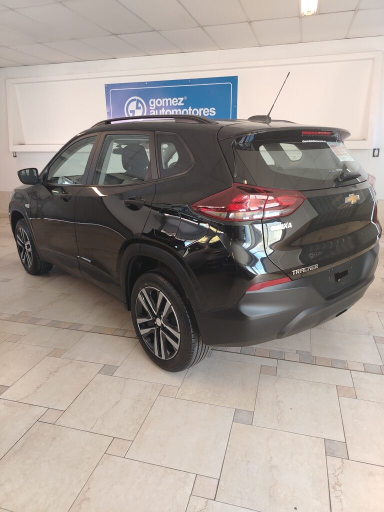 CHEVROLET TRACKER AT