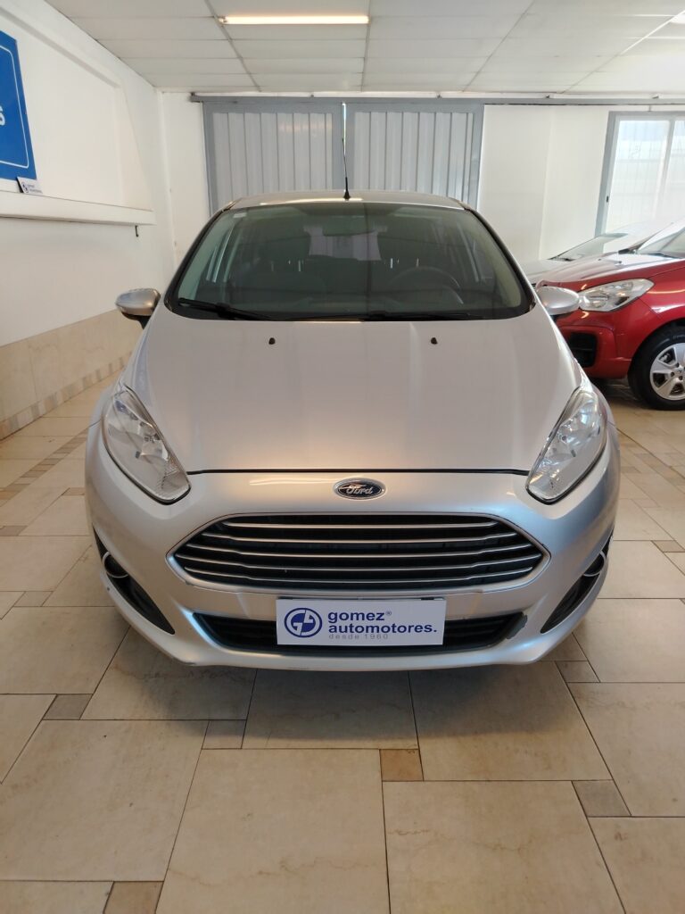 FORD FIESTA KD SE