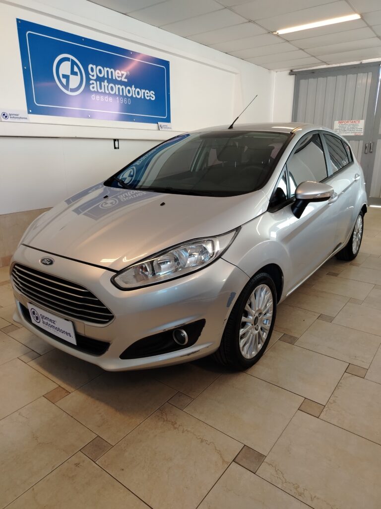 FORD FIESTA KD SE