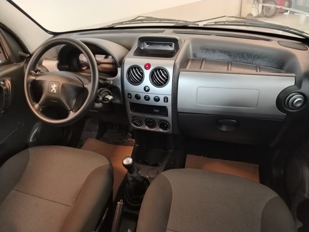 PEUGEOT PARTNER PATAGONICA VTC PLUS