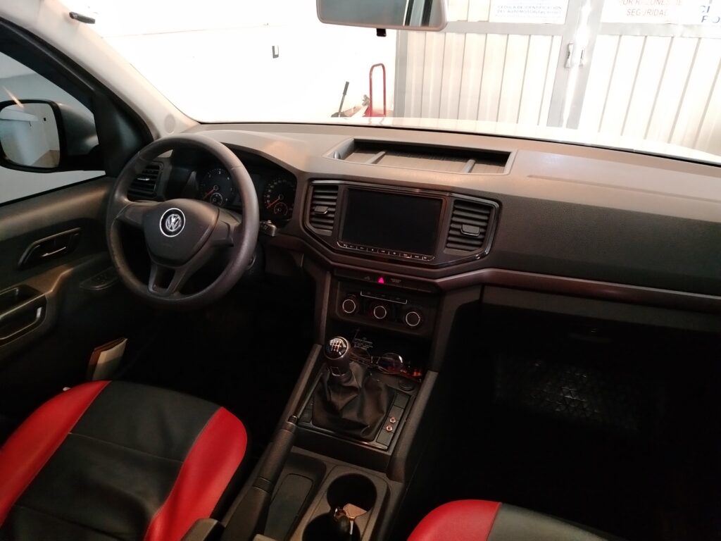 VOLKSWAGEN AMAROK TRENDLINE