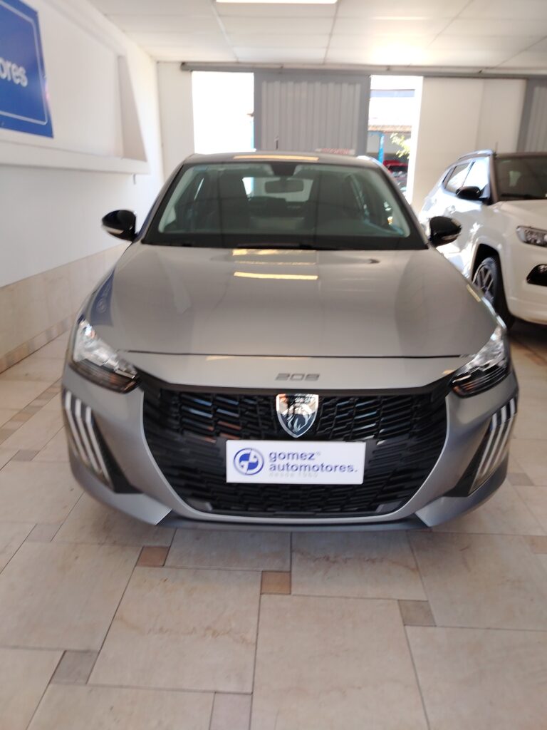 PEUGEOT 208 ALLURE AT