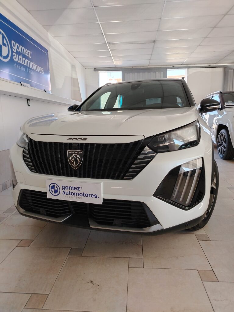 PEUGEOT 2008 GT