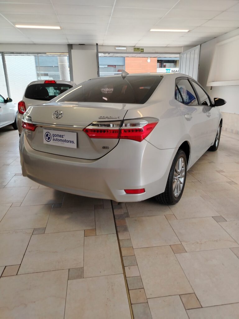 TOYOTA COROLLA XEI MT