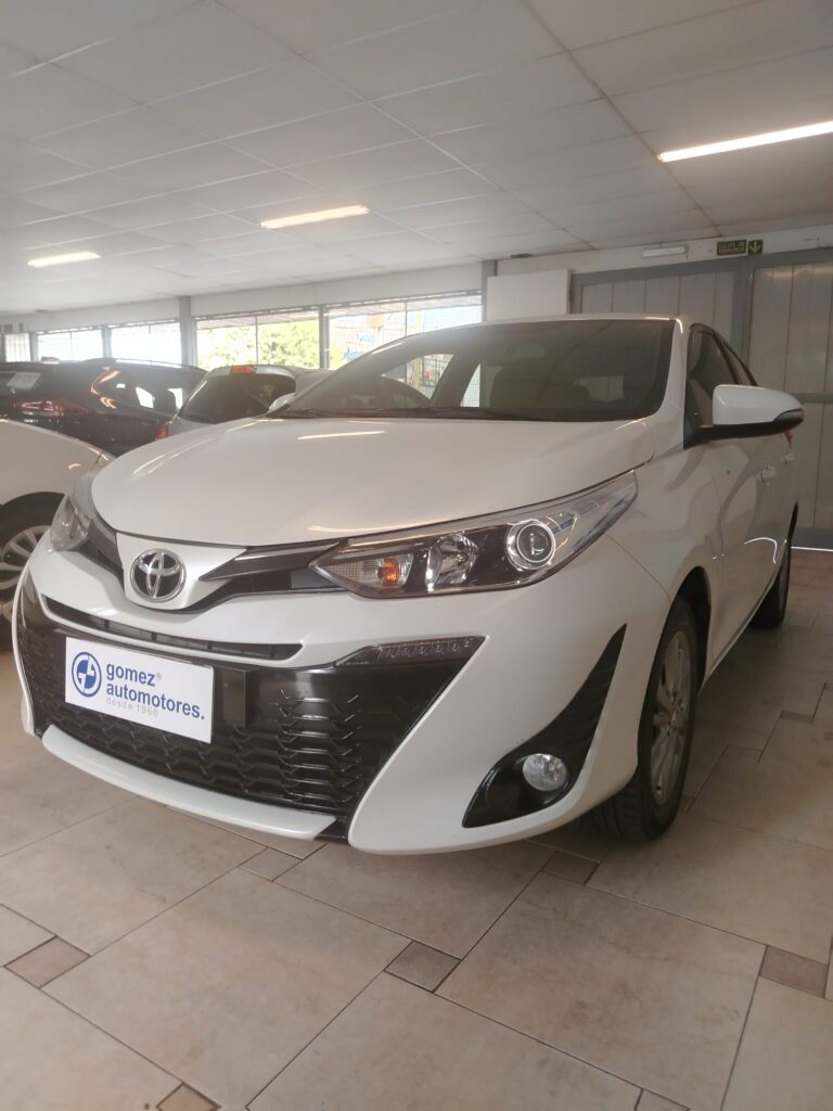 TOYOTA YARIS XLS CVT