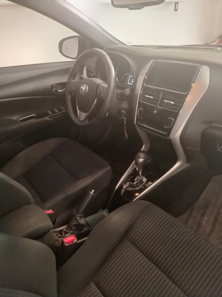 TOYOTA YARIS XLS CVT