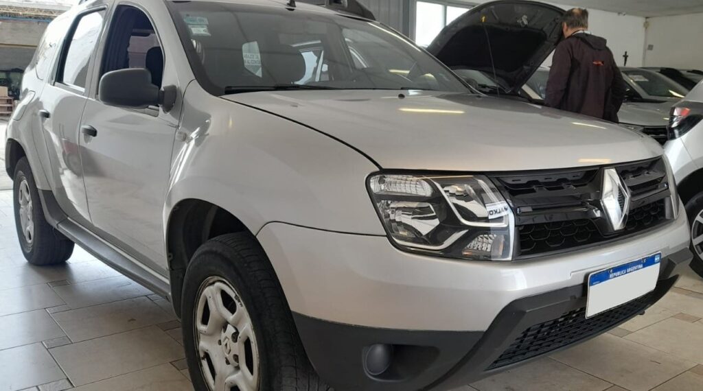 RENAULT DUSTER CONFORT