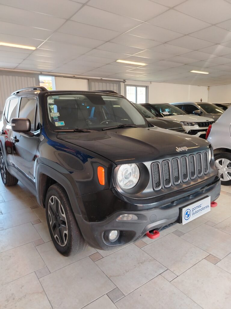 JEEP RENEGADE TRAILHAWK (stock virtual)