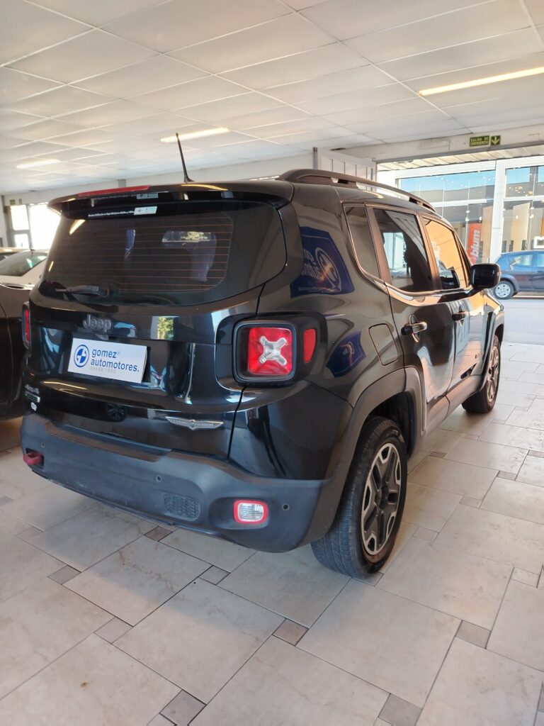 JEEP RENEGADE TRAILHAWK (stock virtual)