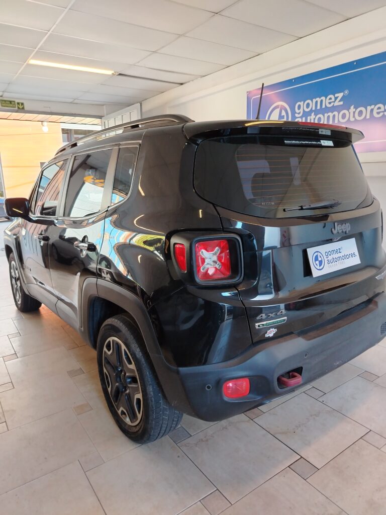 JEEP RENEGADE TRAILHAWK (stock virtual)