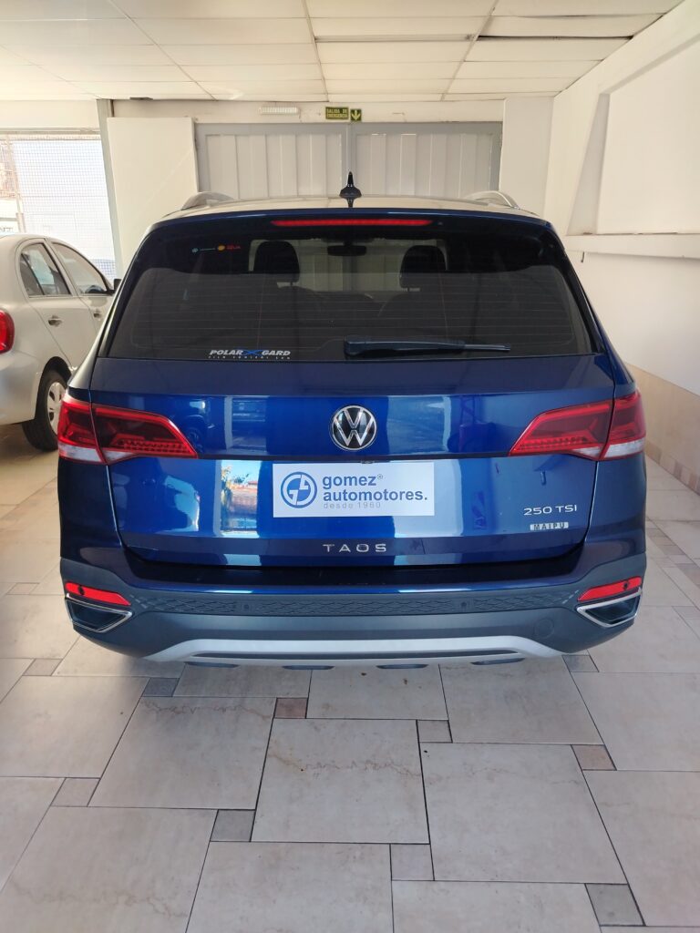 VW TAOS HIGHLINE