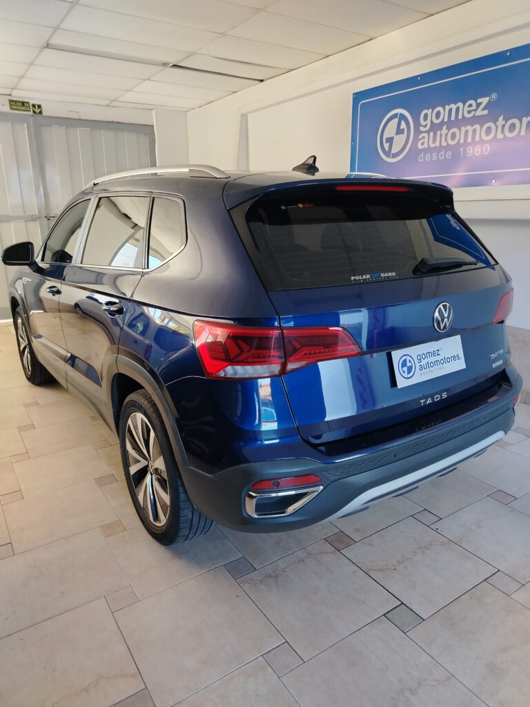 VW TAOS HIGHLINE