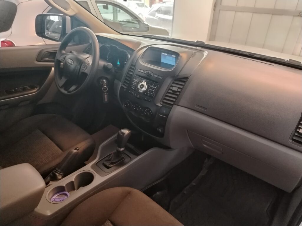 FORD RANGER XLS DC 4X2 AT