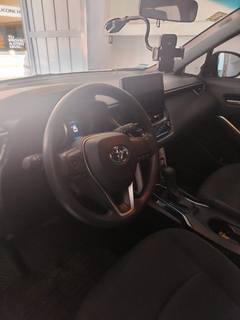 TOYOTA COROLLA CROSS XLI (STOCK VIRTUAL)