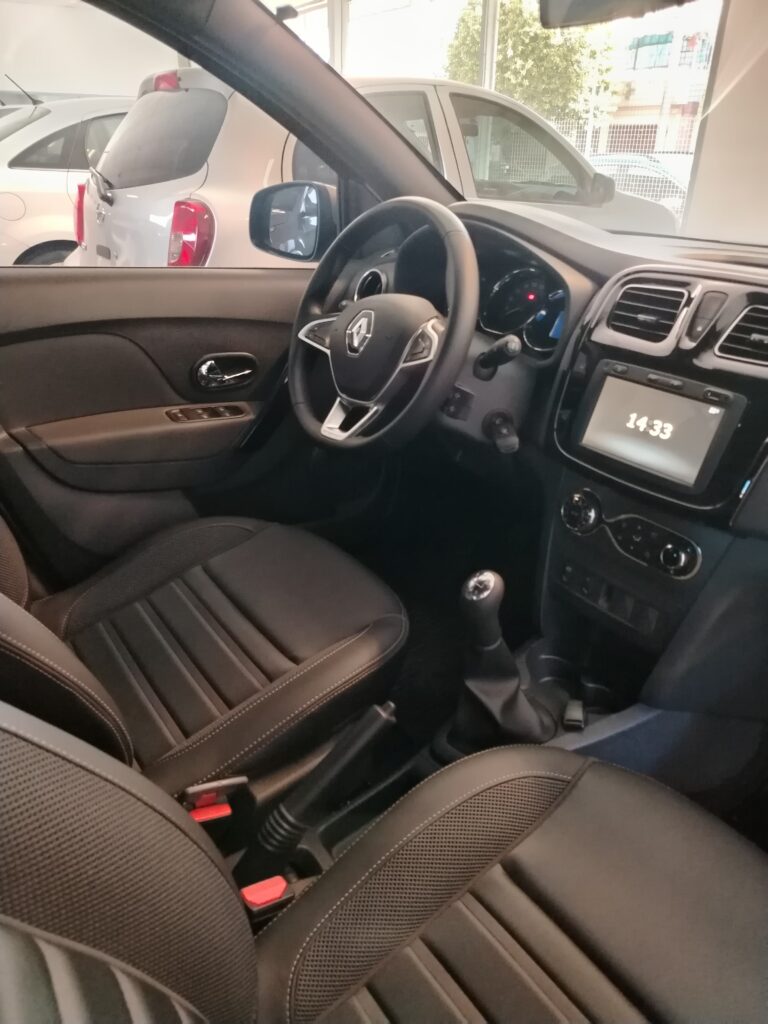 RENAULT SANDERO STEPWAY INTENS