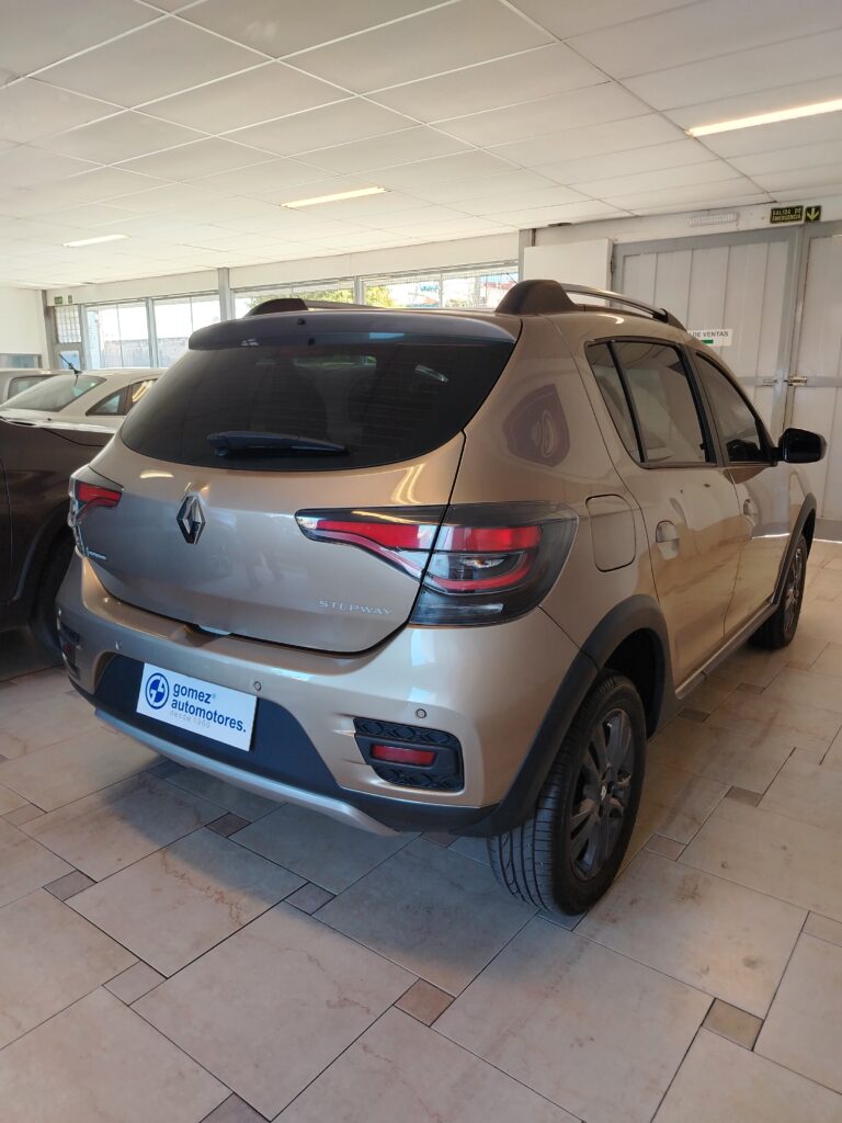 RENAULT SANDERO STEPWAY INTENS