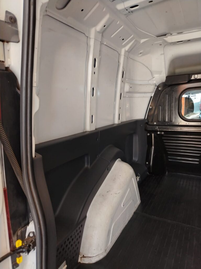 FIAT FIORINO FURGON (STOCK VIRTUAL)