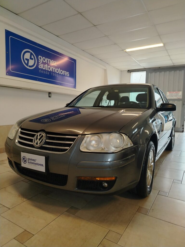 VOLKSWAGEN BORA TRENDLINE