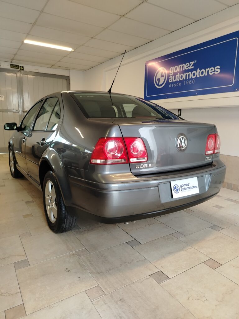 VOLKSWAGEN BORA TRENDLINE