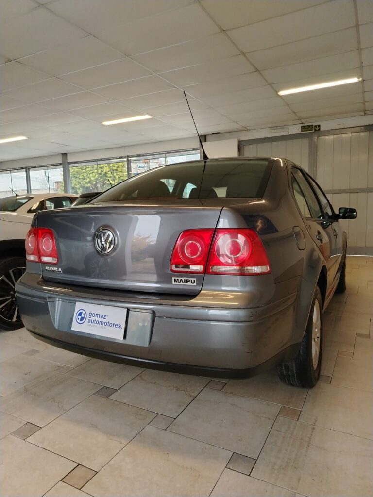 VOLKSWAGEN BORA TRENDLINE