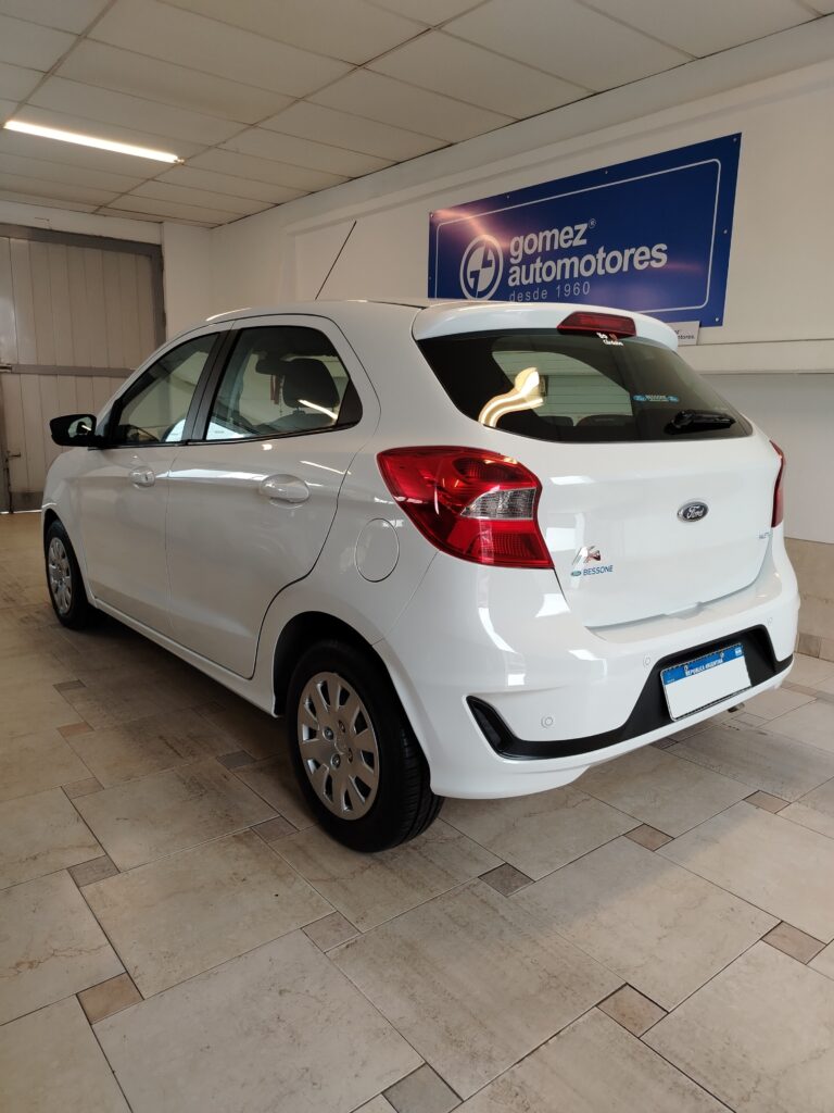 FORD KA SE
